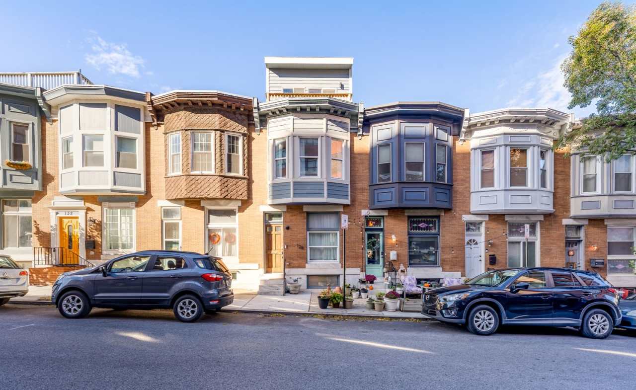 128 S. Ellwood Avenue/3 Bedroom, 2 Bath Townhouse in Patterson Park