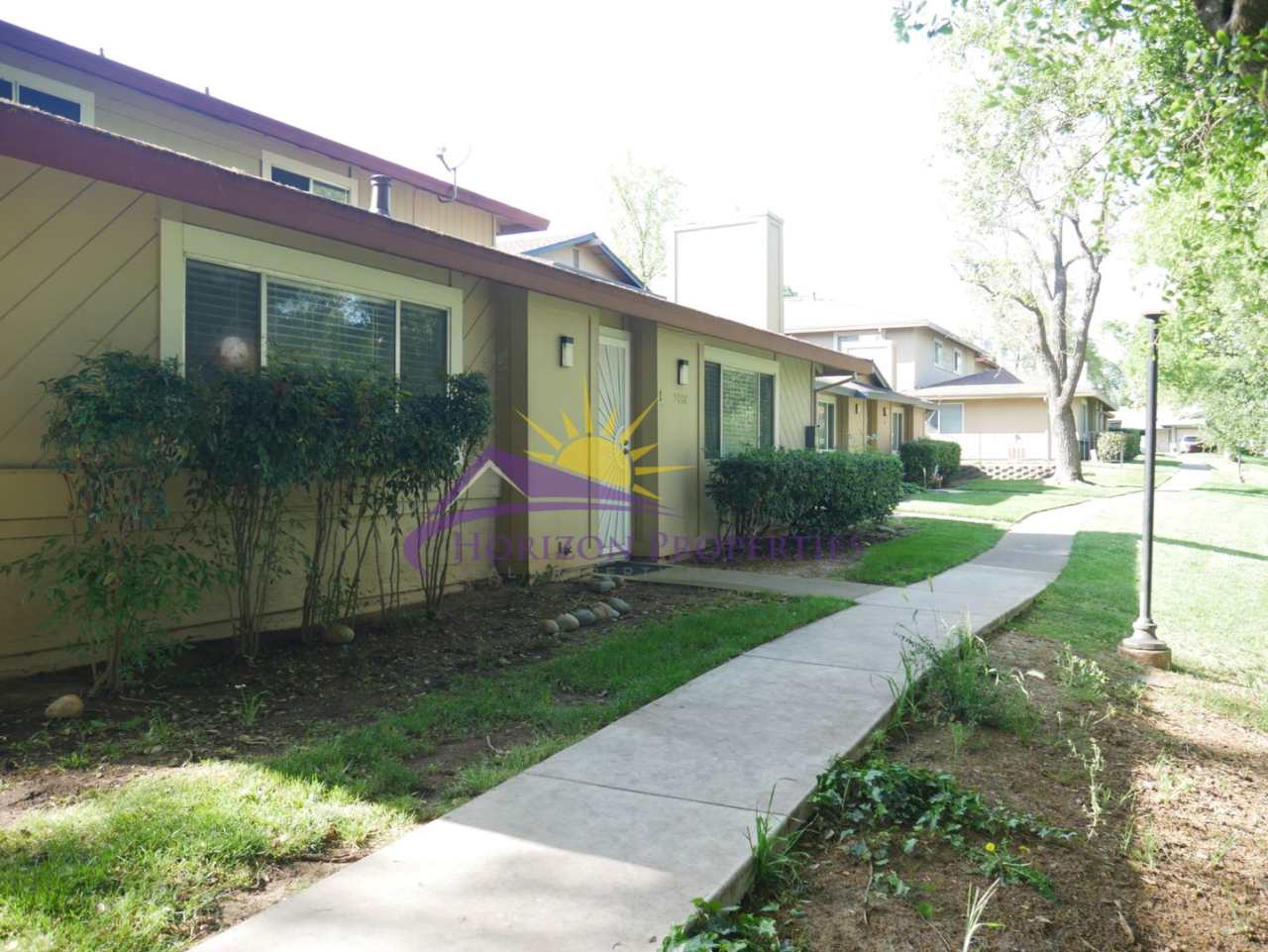 2 Bed 1 Bath Fourplex Unit on the First Floor