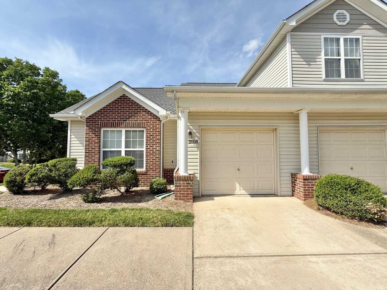 Newly Remodeled 2BD, 2BA Corner Lot Raleigh Townhome in a Great Location with HOA Amenities