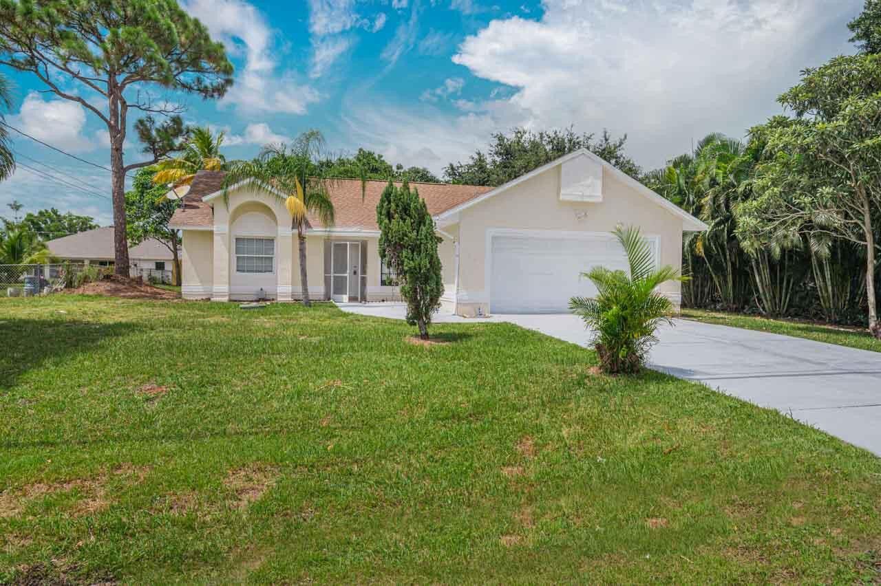 2871 Southeast Hutchings Avenue