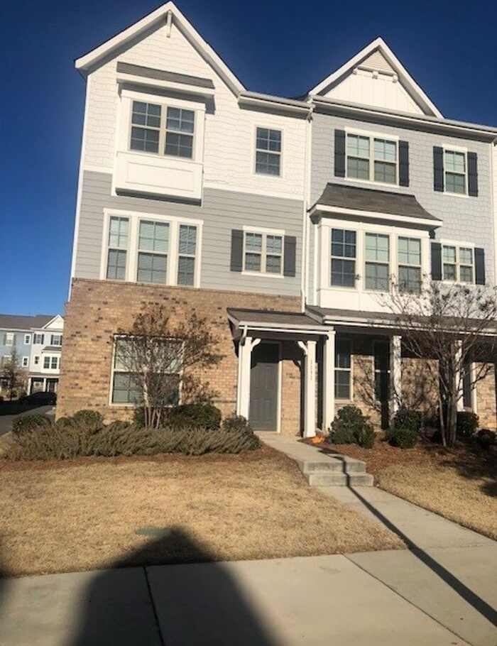 1131 Whitby Moore Street