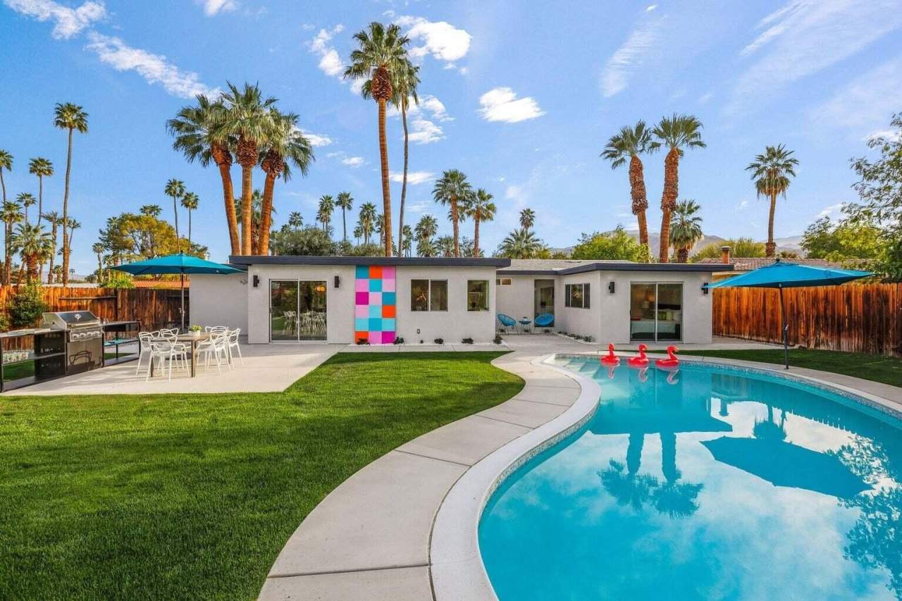 70170 Sun Valley Drive