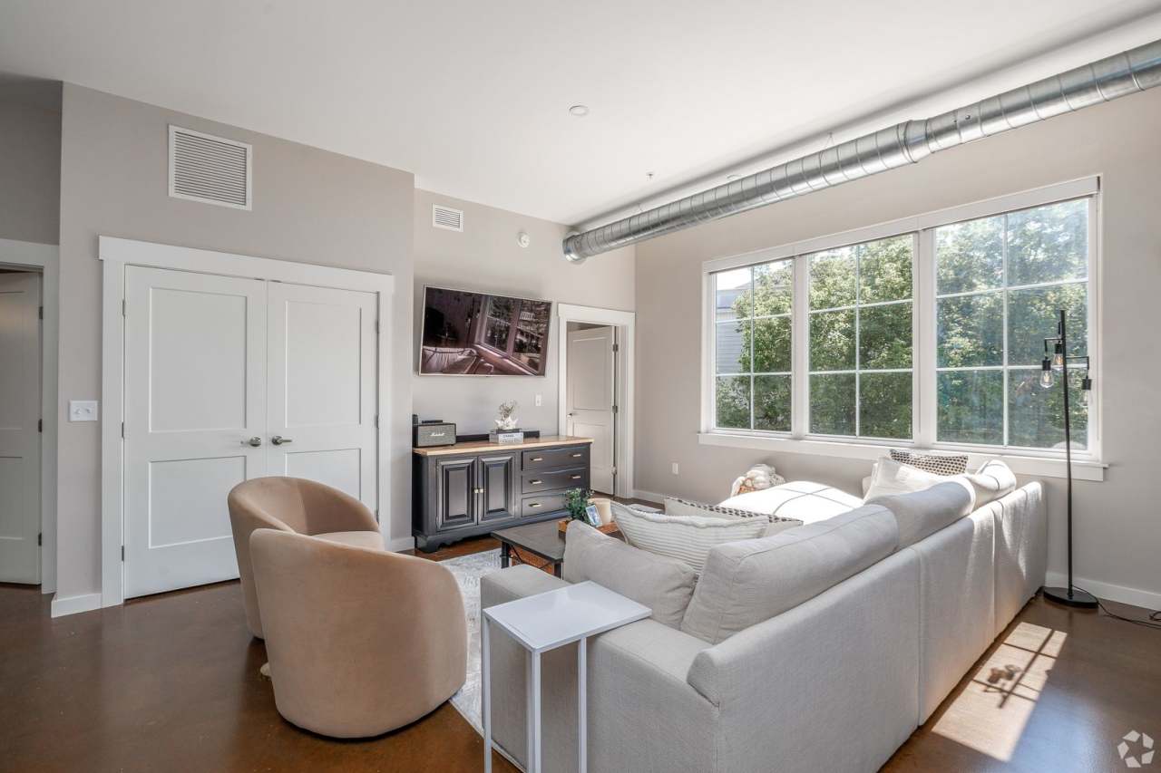 The Edge at Camillus Mills