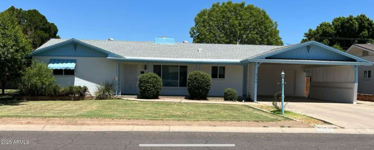 5734 W BELMONT Avenue