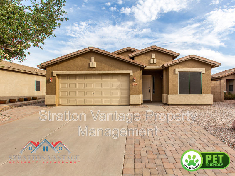 2105 W Allens Peak Dr