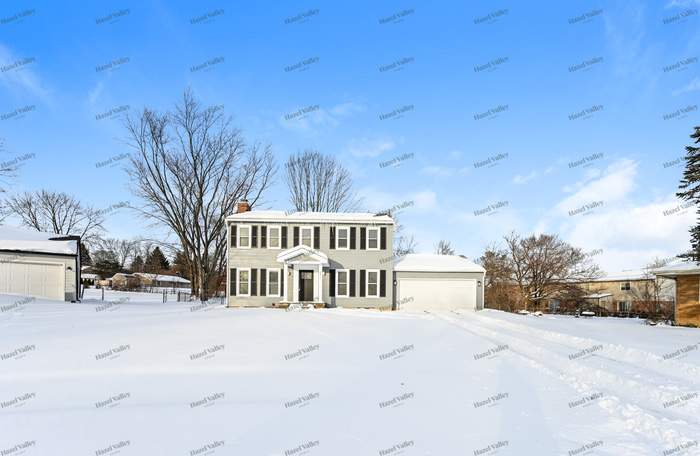 2511 El Camino Drive