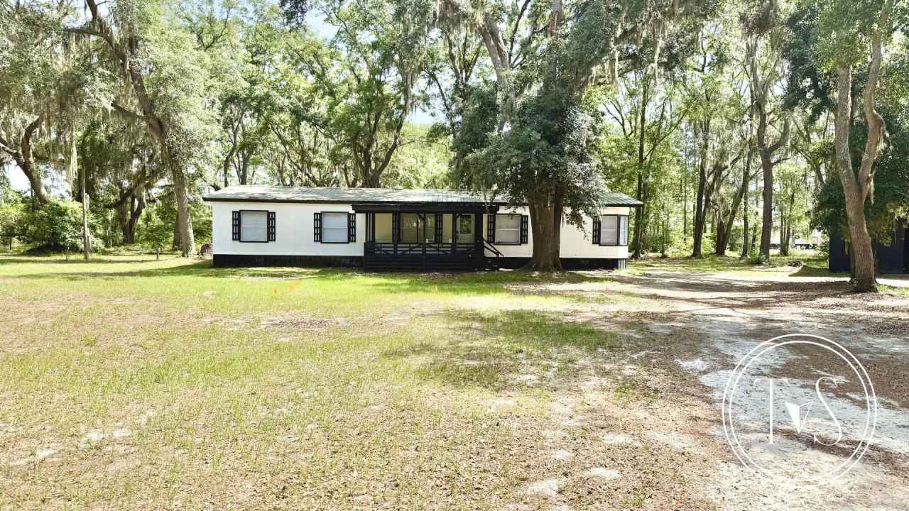 SPRING MOVE-IN SPECIAL: $500 OFF 1ST MONTH'S RENT!**