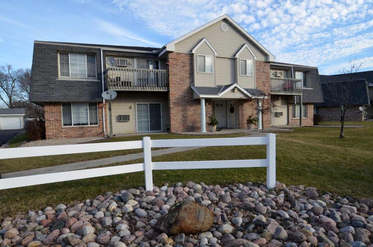 Deer Creek Apartments 1