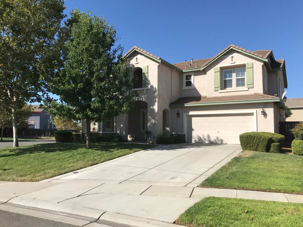Beautiful Plumas Lake Home