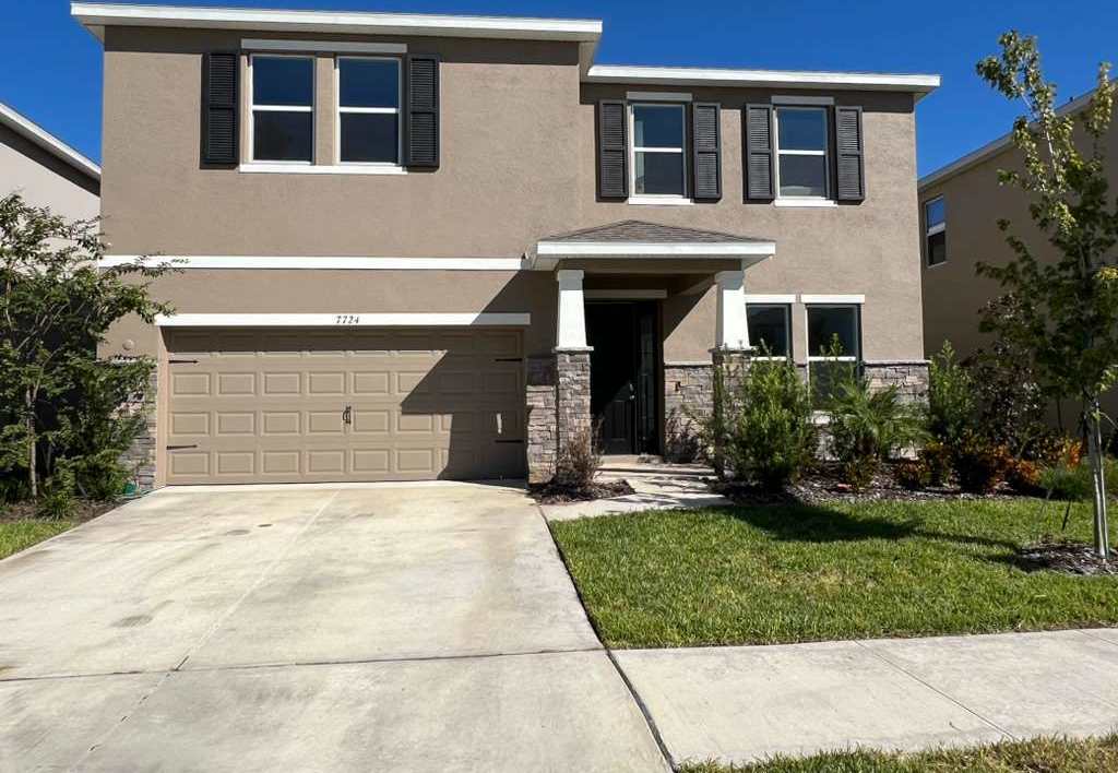 7724 Broad River Ave