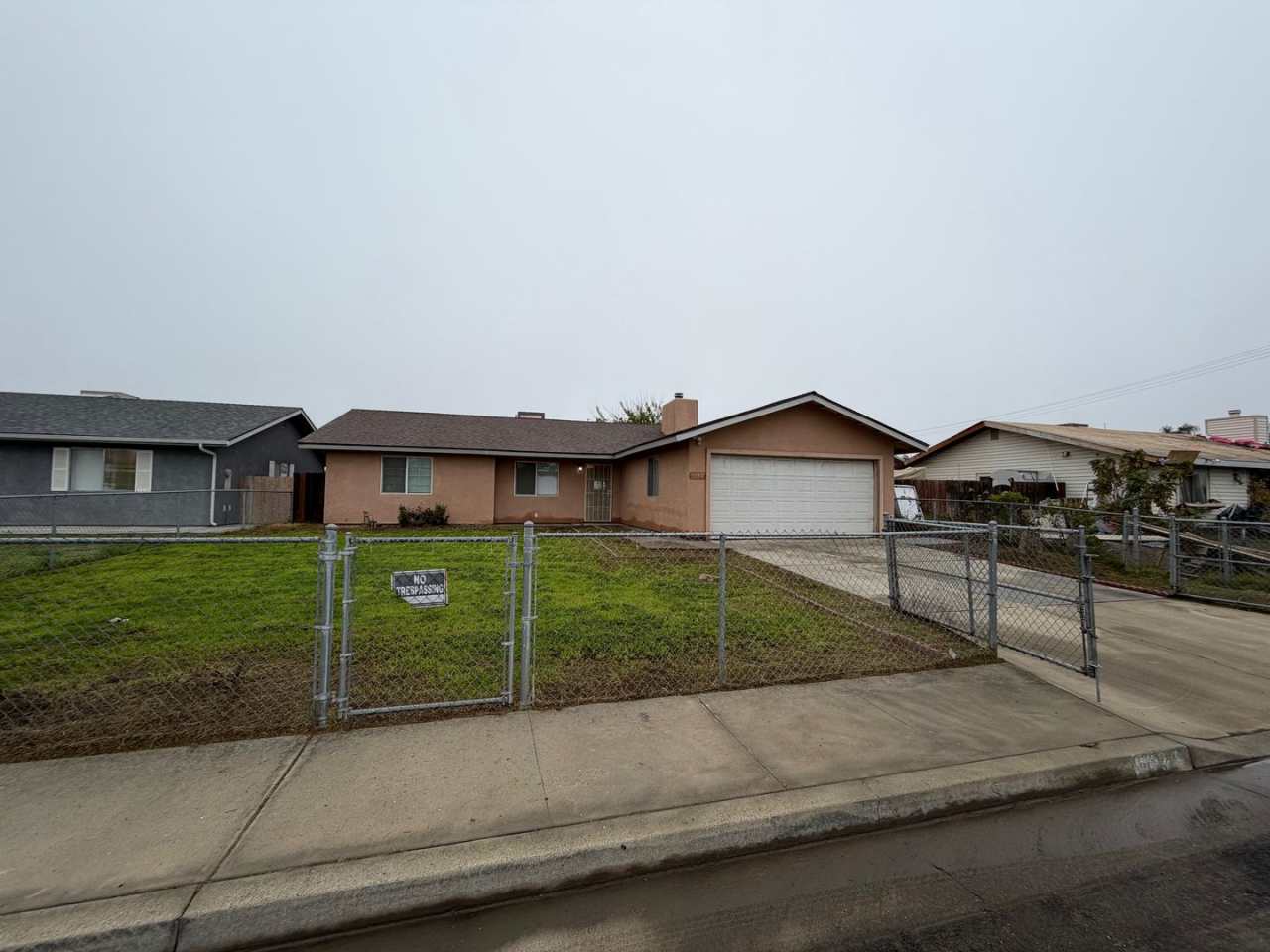 Nice home for rent in Hanford