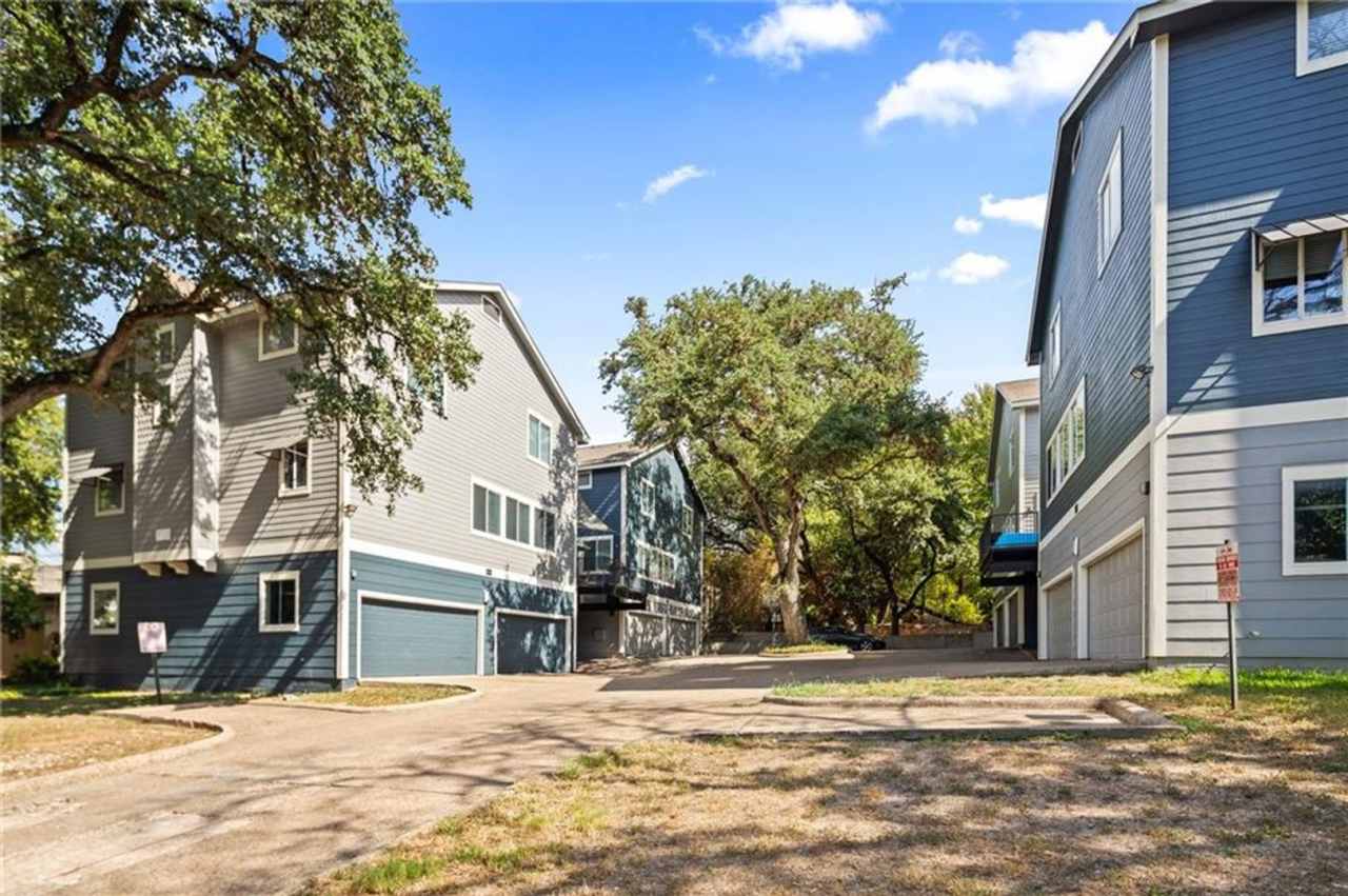 6bed/3bath with garage in North Campus