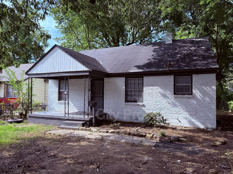 2668 Browning Avenue