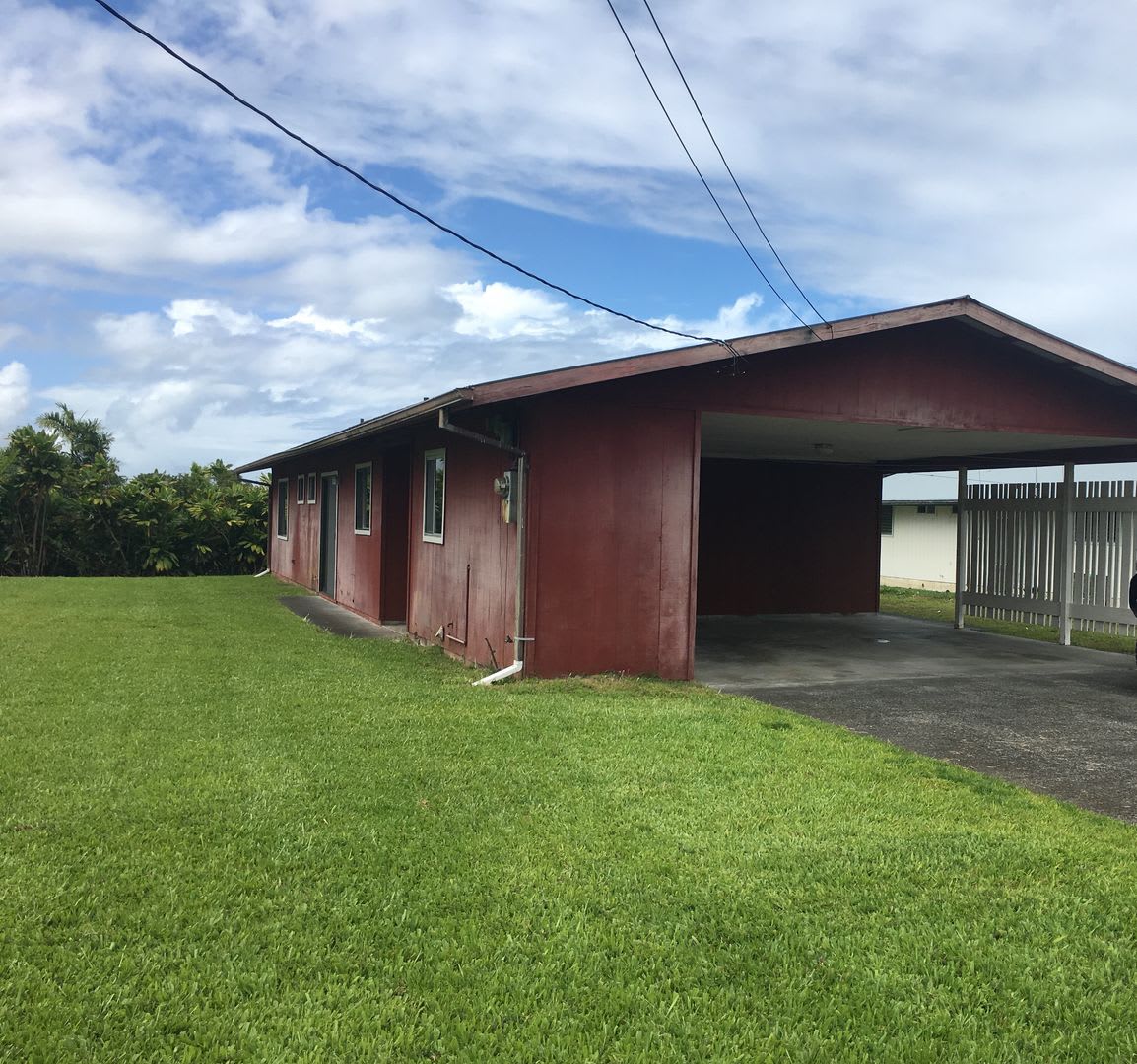 3BR/2BA Home located in Hilo!