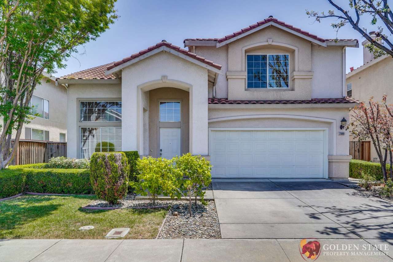 Comfort  Convenience in Santa Clara – Fresh Interior Paint - Luxury Vinyl Plank Floors - AC  Yard - Pets Welcome