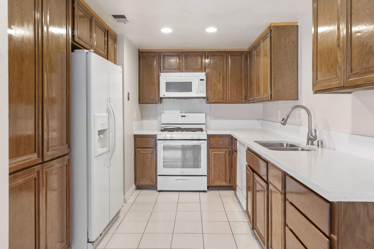 1063 Las Rosas Court