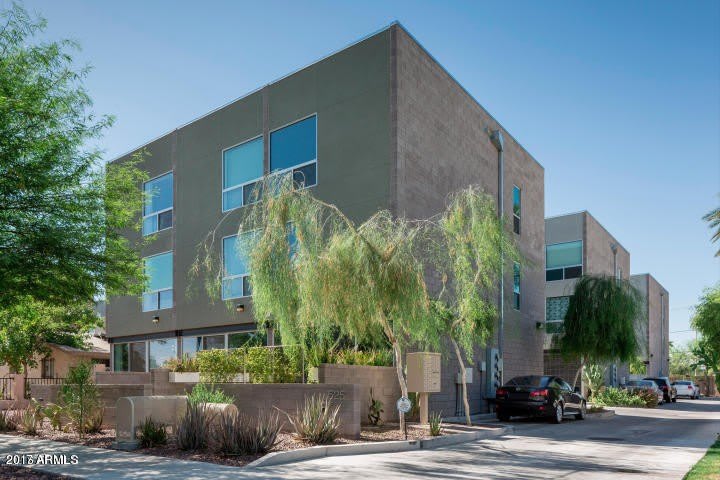 525 E WILLETTA Street unit: 8