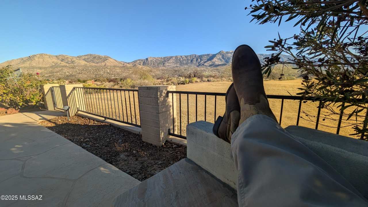 65265 E Canyon Drive