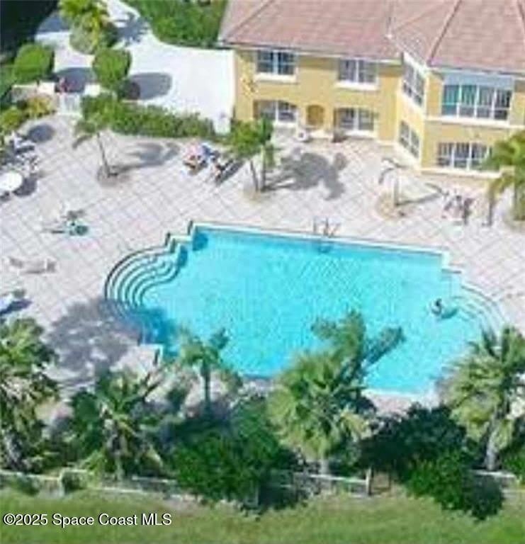 5095 FAIRWAYS CIRCLE SE