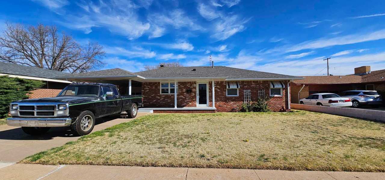 Adorable 2 bedroom/ 2 bath home for rent