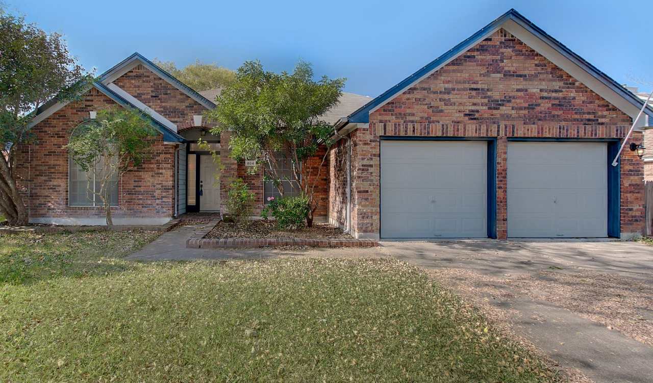 Elegant Pflugerville Home with Comfortable Living Spaces