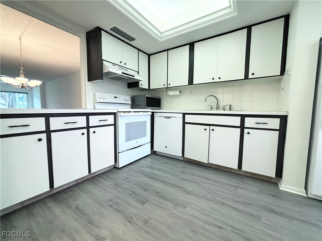 2264 Winkler Avenue unit: 107