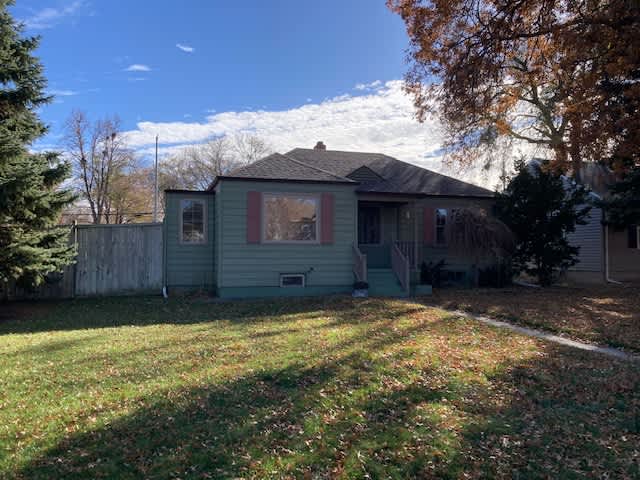 2203 West Division Street