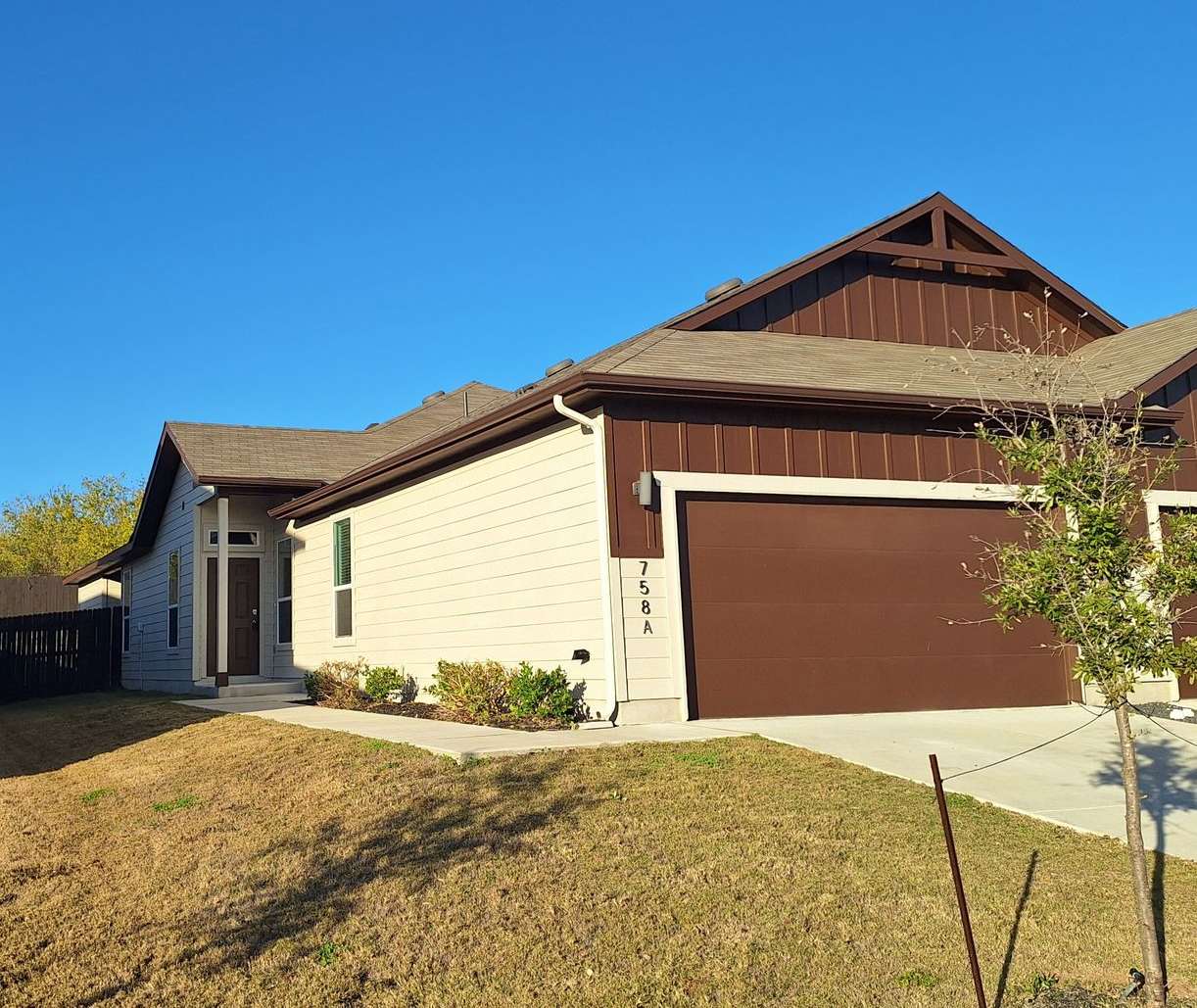 Stunning Duplex in Emma Park