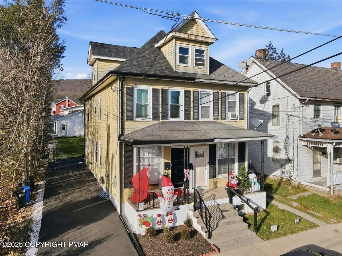 109 Pen Argyl Street