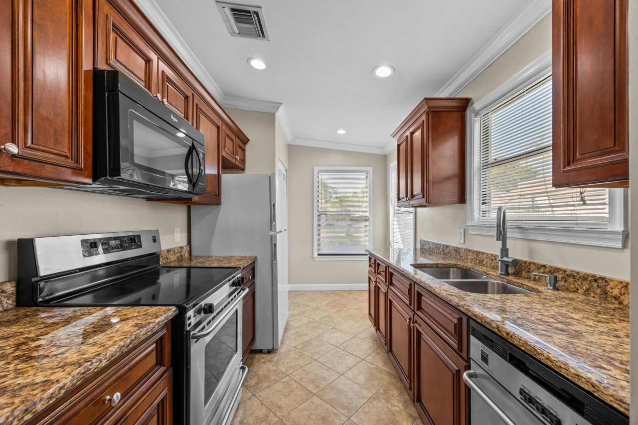 11905 Sturbridge Lane