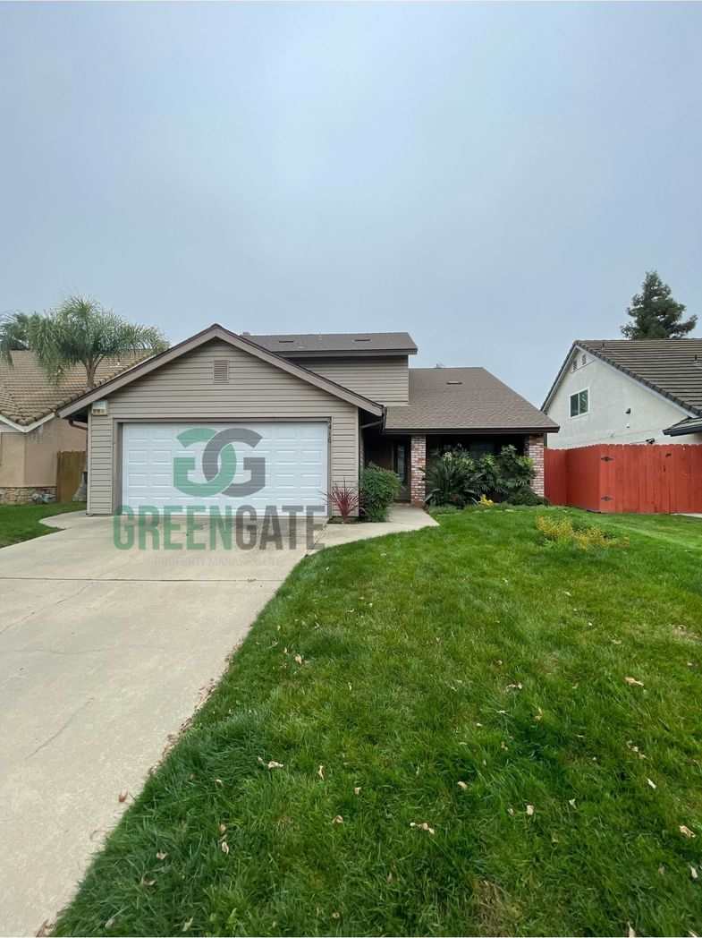 PRICE REDUCED! Beautiful 3 bedroom 2.5 Bath home READY NOW in MODESTO!! With POOL!!