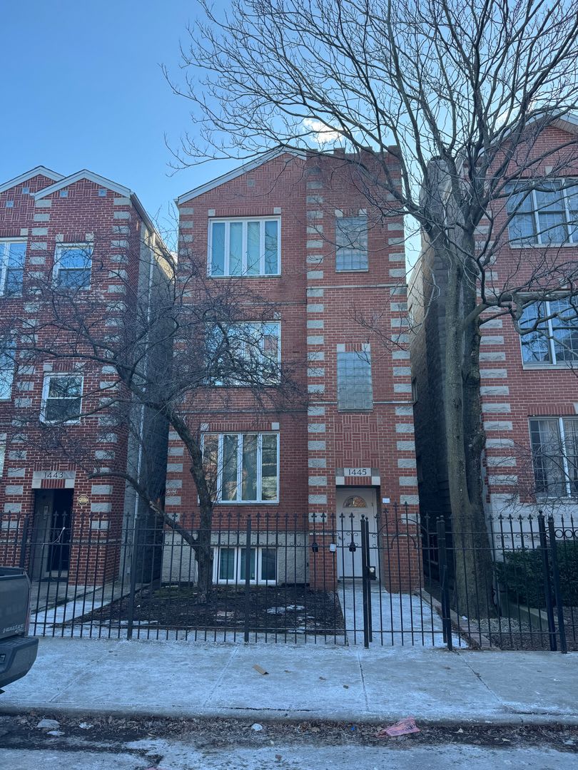 Noble Square Short-Term Rental 3BD 2BA