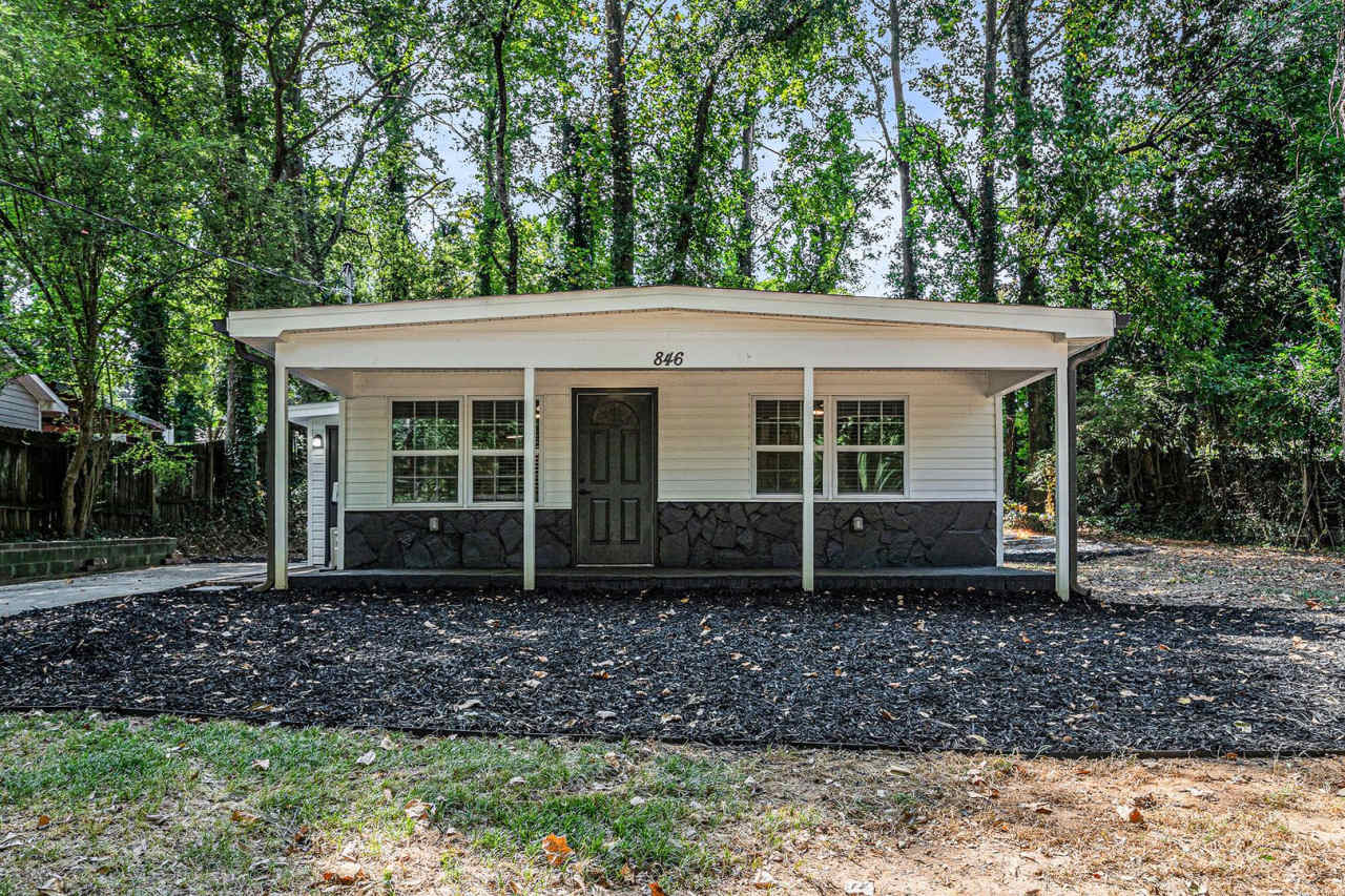 Fully Renovated Cottage near Downtown Smyrna!