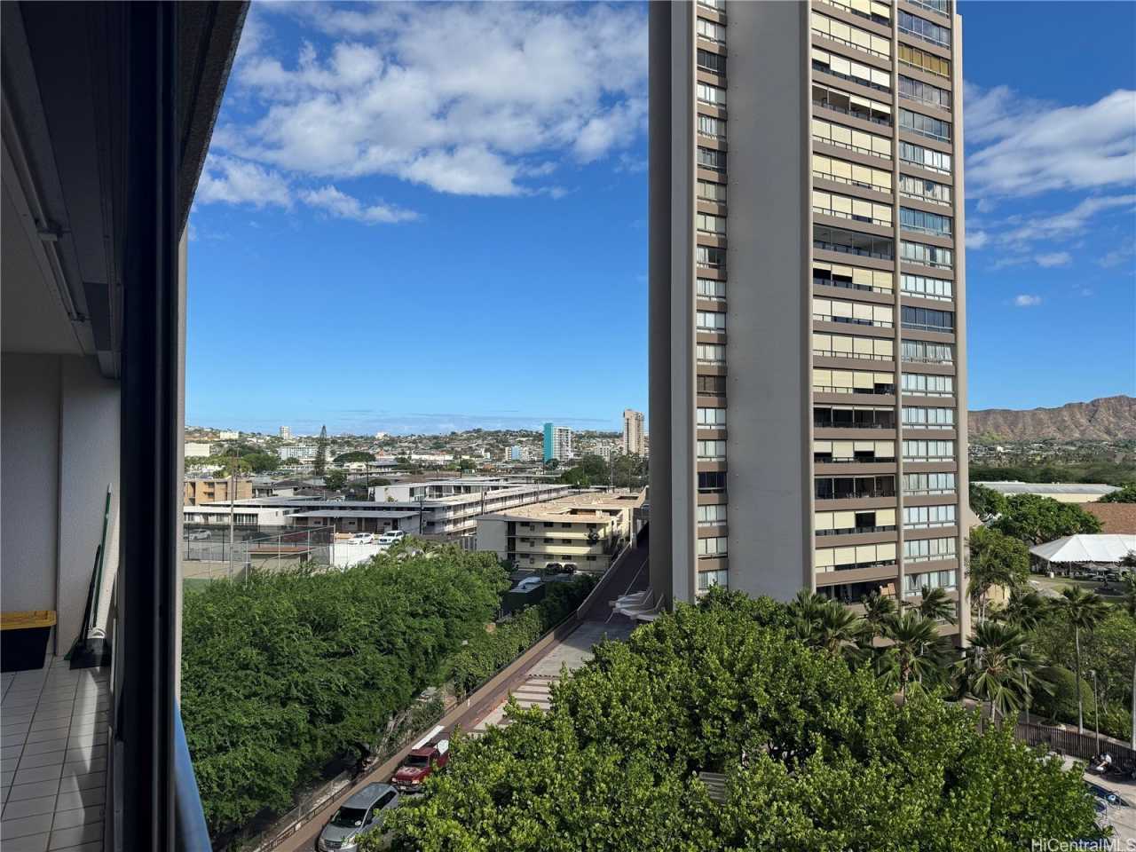 581 Kamoku Street unit: 802