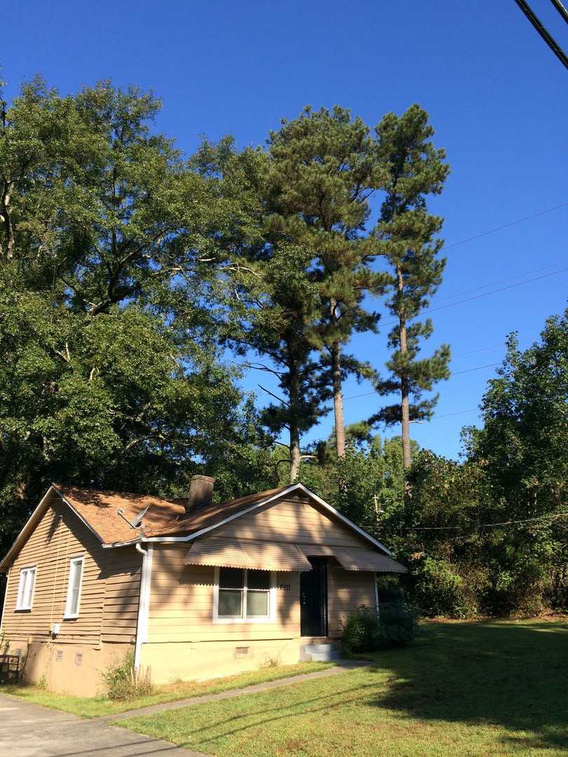 THIS RENOVATION IS SO NEW WE DON'T YET HAVE ALL THE PICTURES OF HOW GORGEOUS IT IS!!