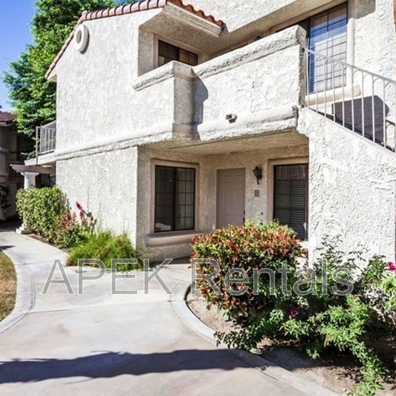 2001 E Camino Parocela D29