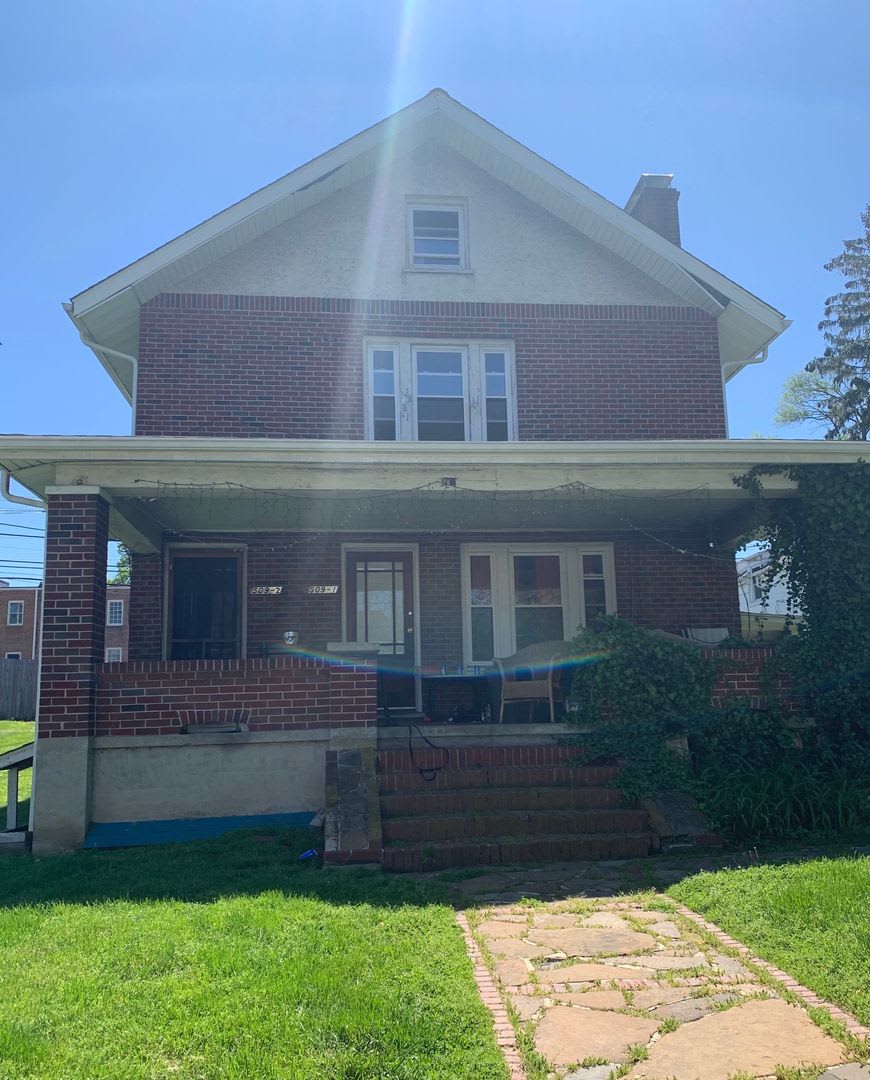 2 Bedroom 1 Bath Duplex