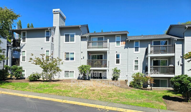 6700 NE 182nd St C304