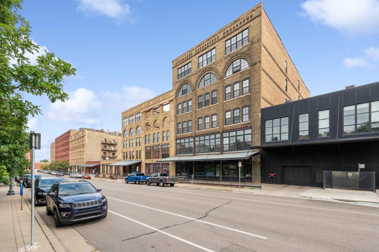 Gaar Scott Historic Lofts