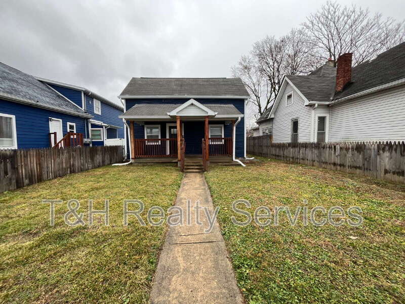 401 Trowbridge Street