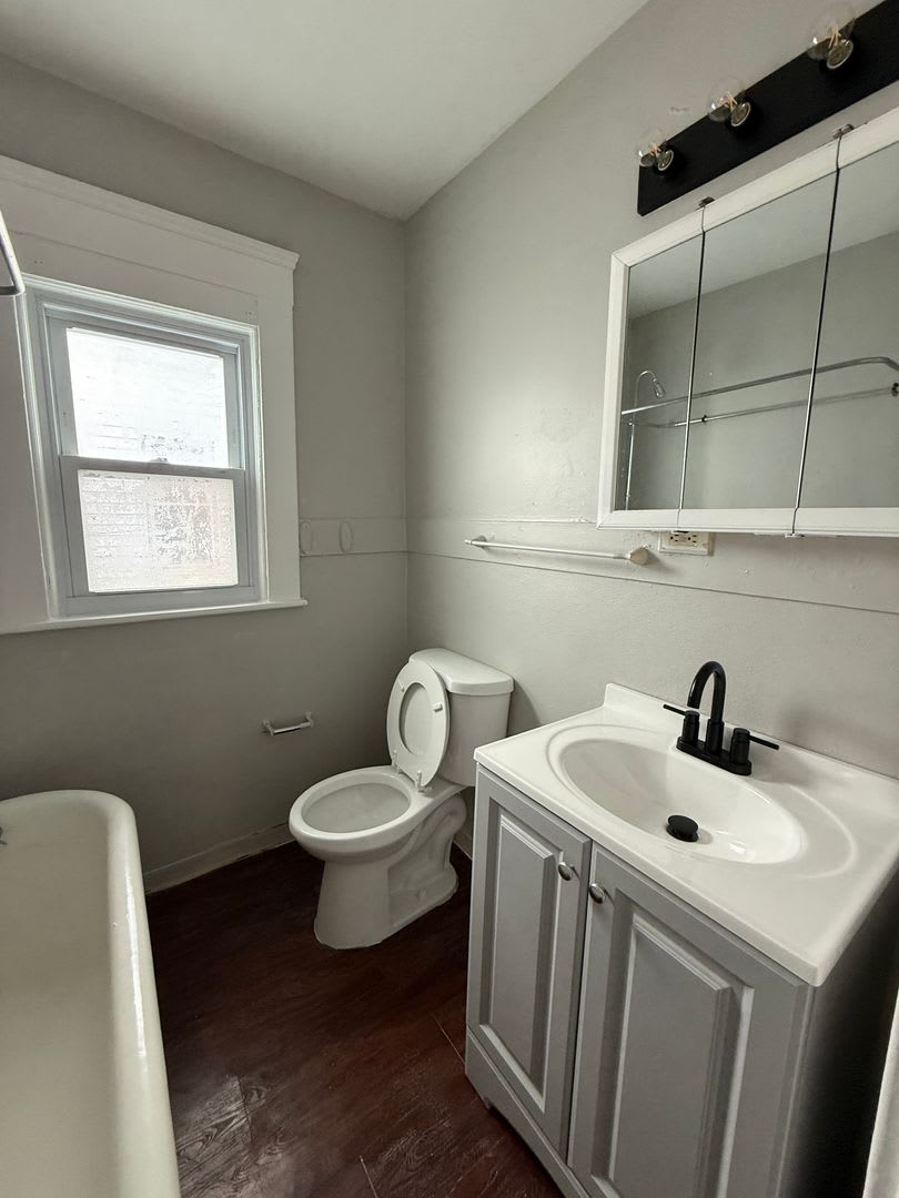 Cudell/West Blvd neighborhood; 4 bedroom/1 bath single family house for rent!