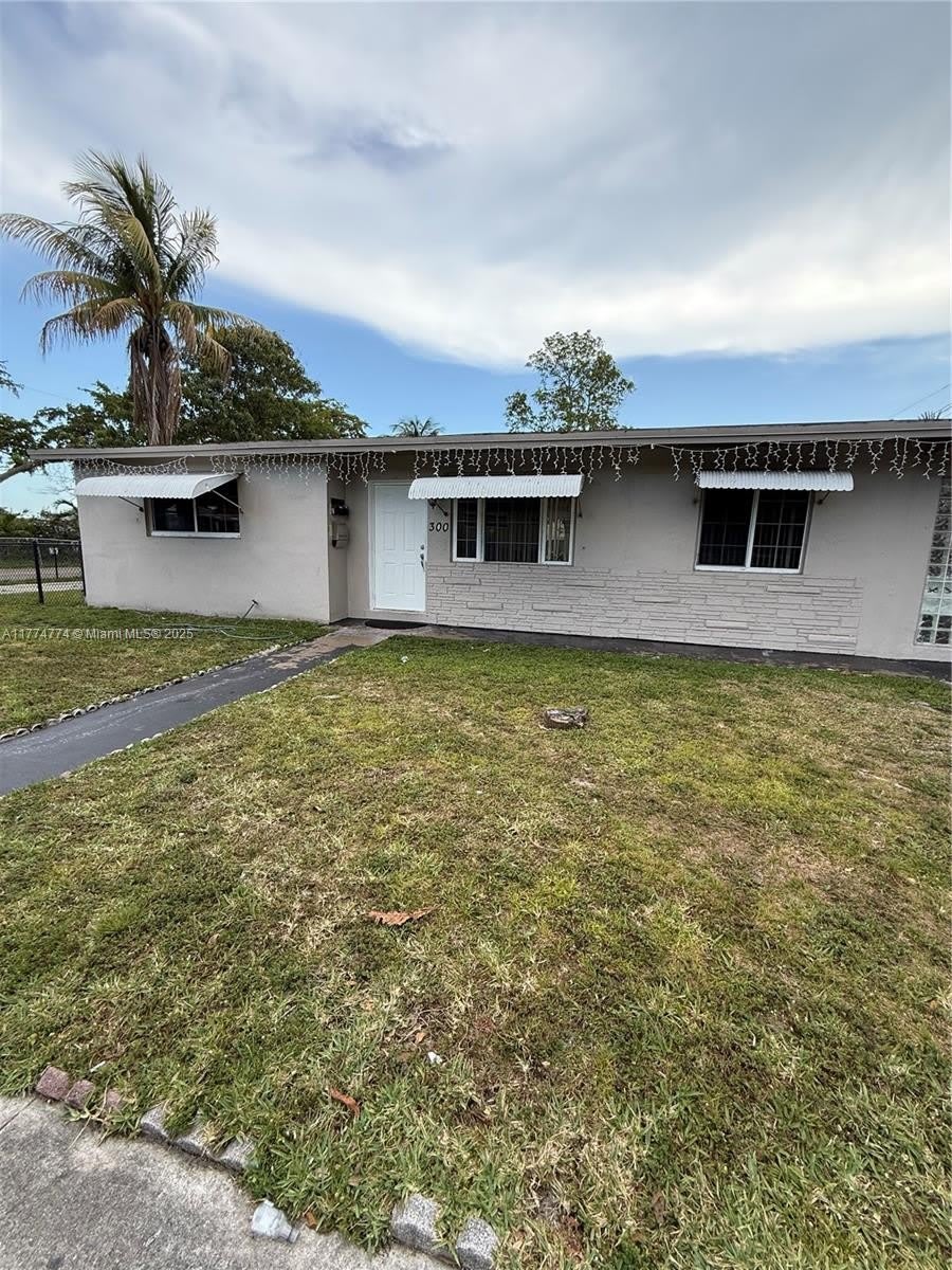 300 SW 9th Ave