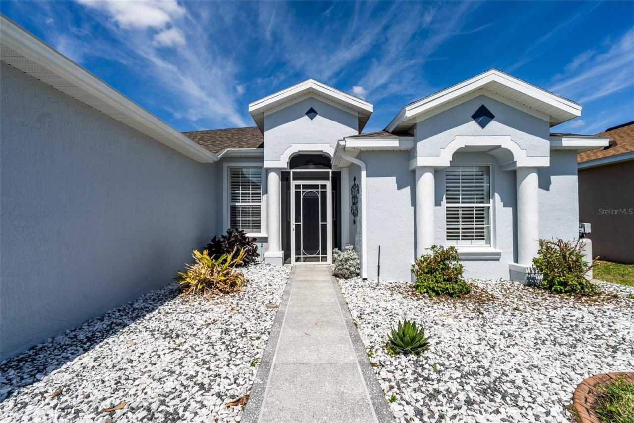 1813 SW 157TH PLACE ROAD