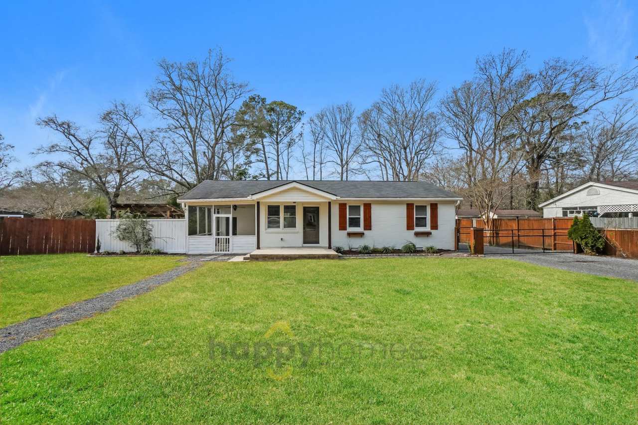 3 Bedroom, 1 Bath Home in Johns Island featuring Outdoor Shower, Flex Loft Space  NO HOA