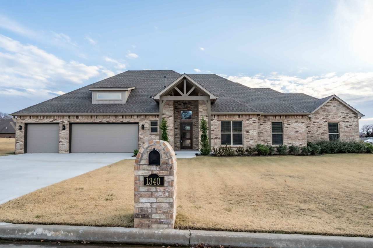 Coming Soont! Gated Community! 4 bed/ 2.5 bath! Schedule a tour today!