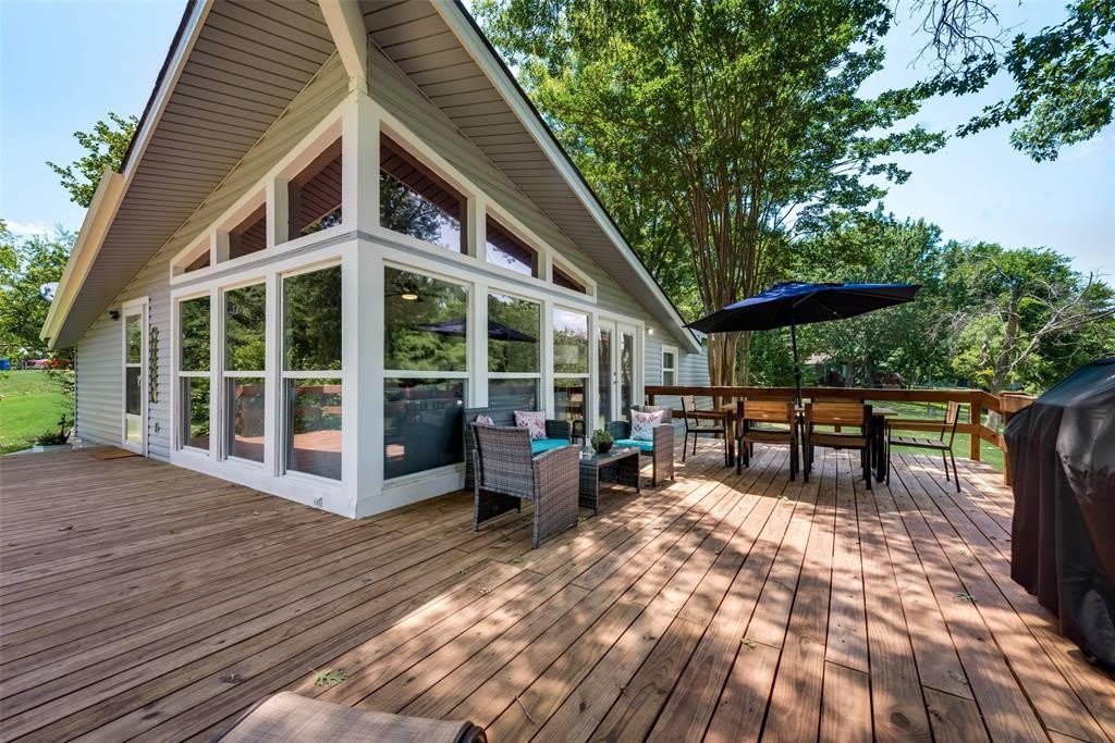 114 Wood Crest Drive