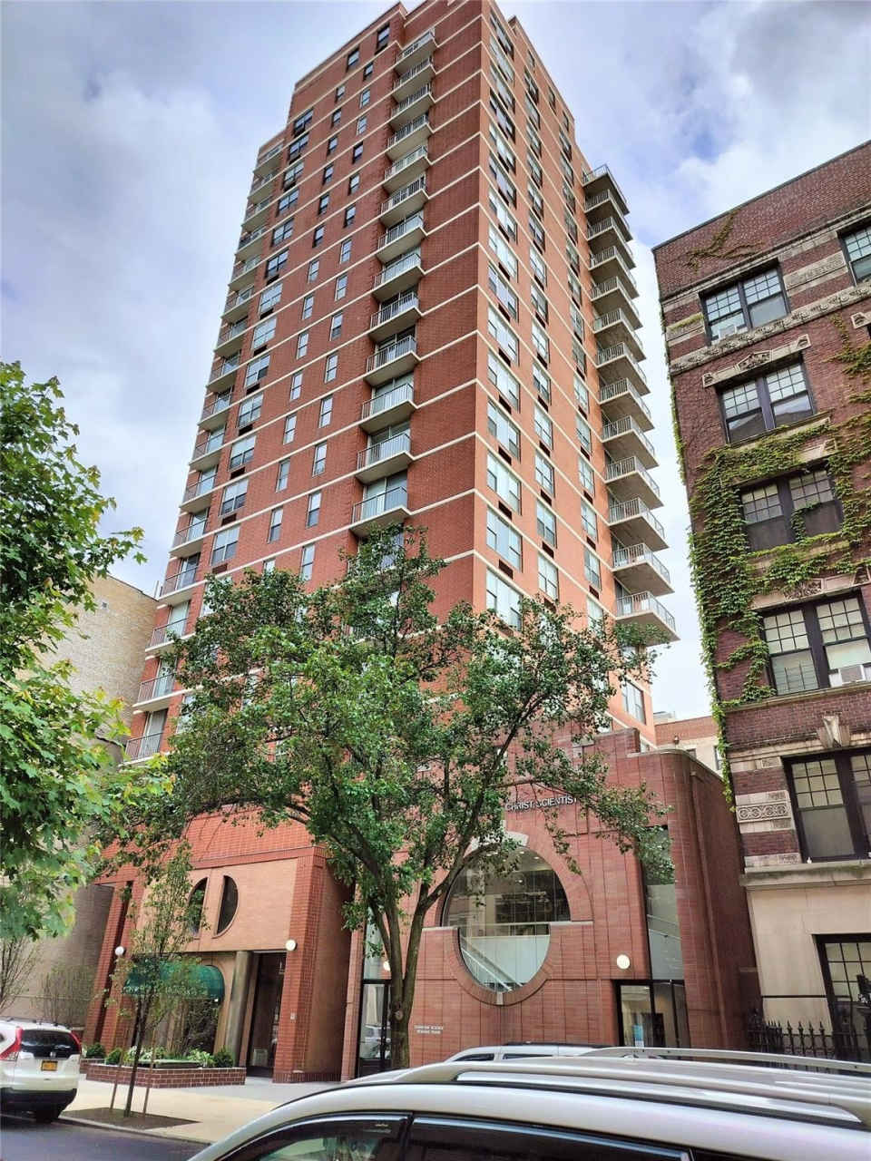 520 W 112 Street