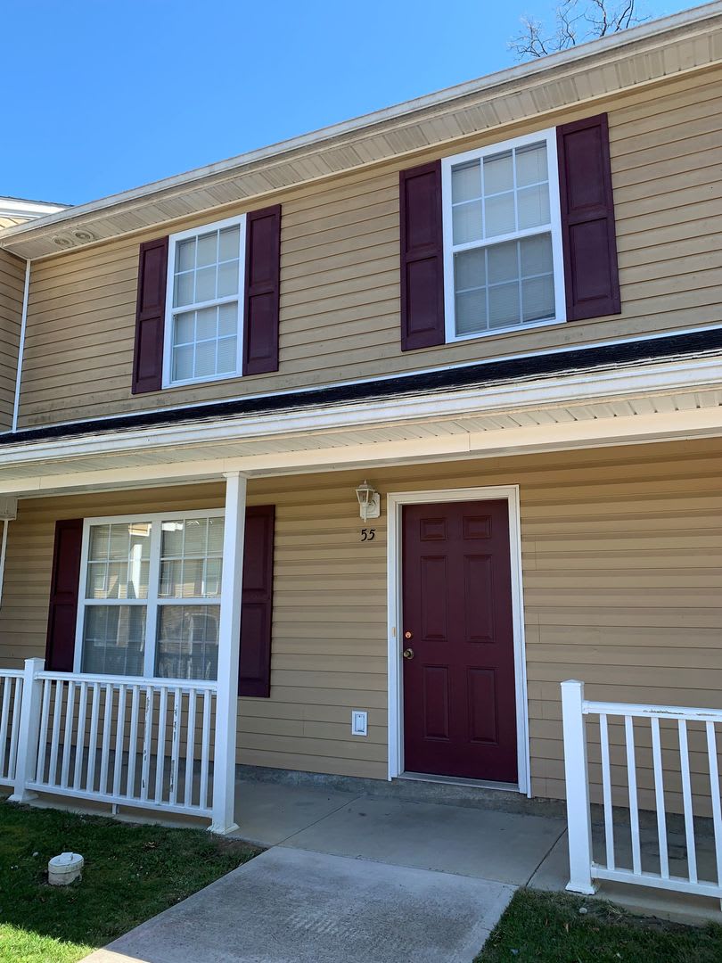 3 Bedroom 2.5 Bath Townhouse