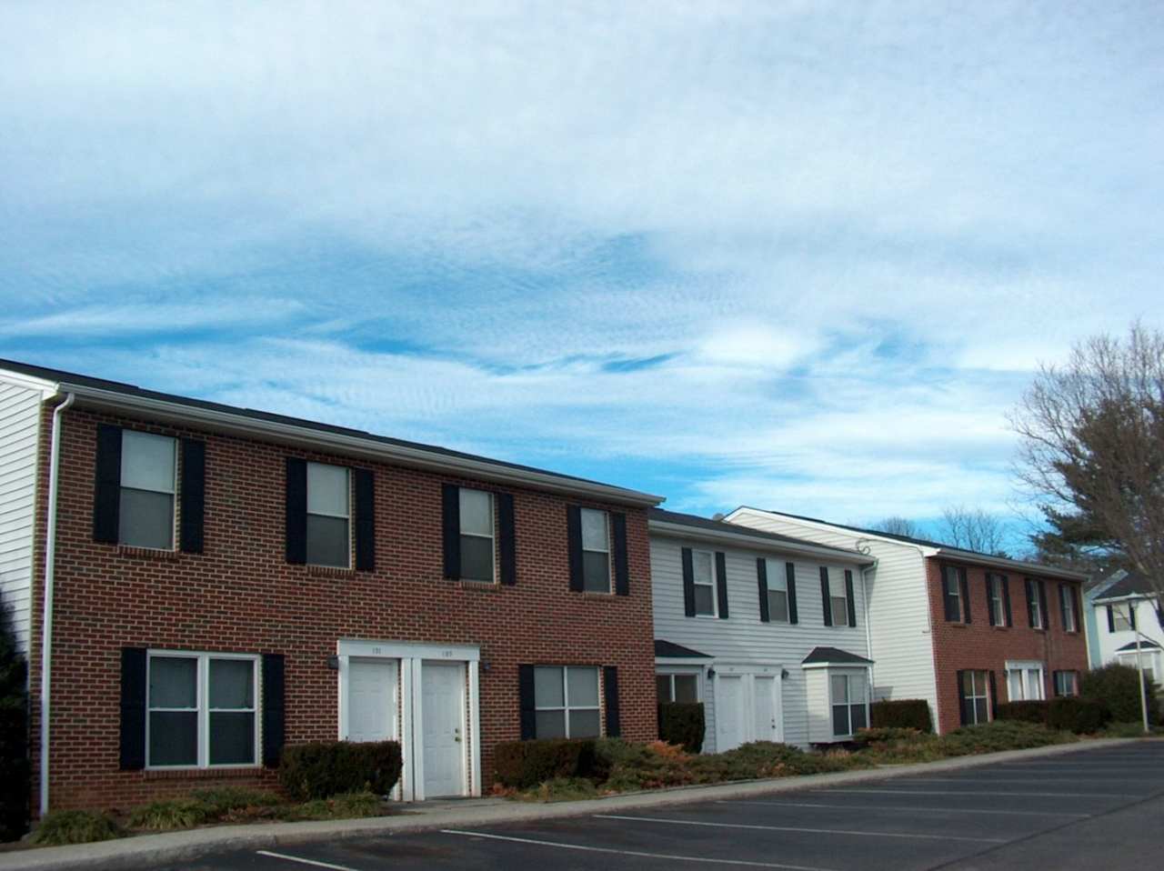 4 Bedroom 2.5 Bath Townhouse