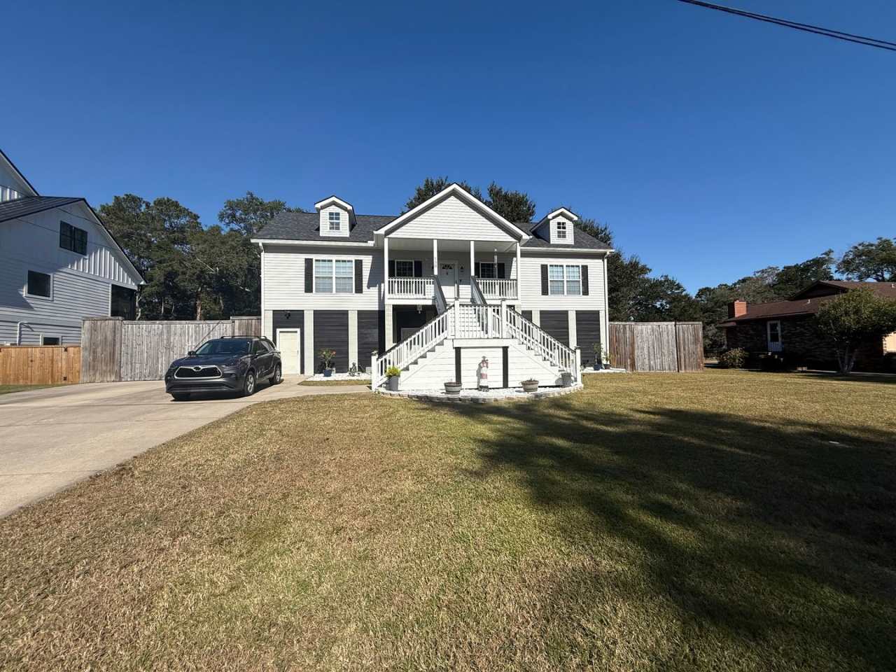 3 Bedroom 2 Bath House in Lighthouse Point - James Island Charleston